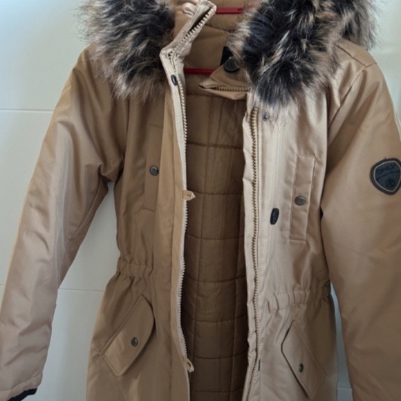 Winter jacket - Picture 1 of 9